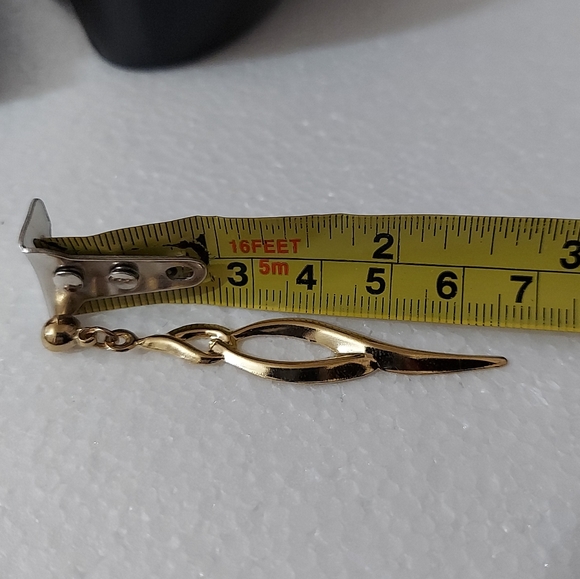 E1700 Gold Drop Earrings - Picture 7 of 16